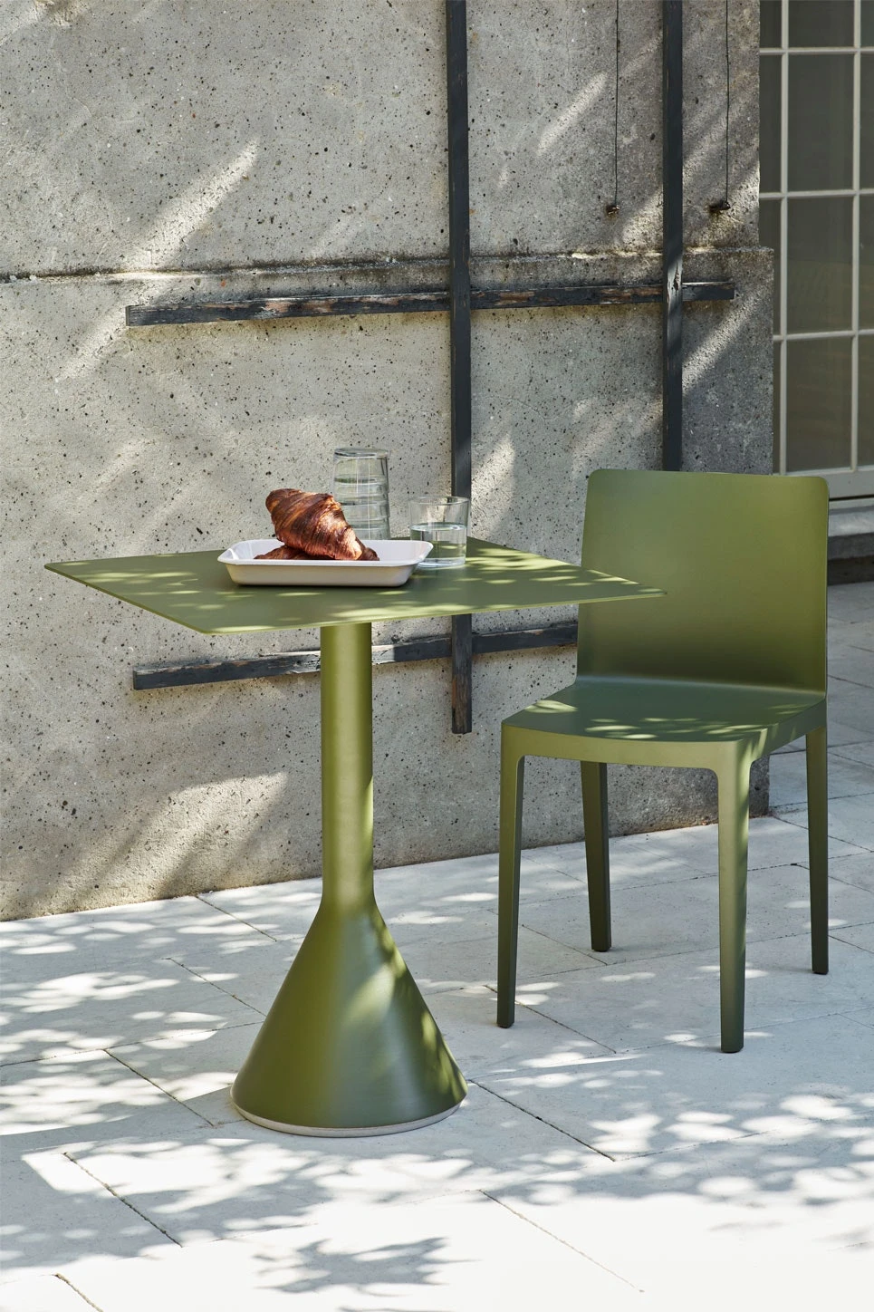 Hay Palissade Cone Table 65x65 Cm, Olive 4 Hay Palissade Cone Table 65x65 Cm, Olive - Image 4