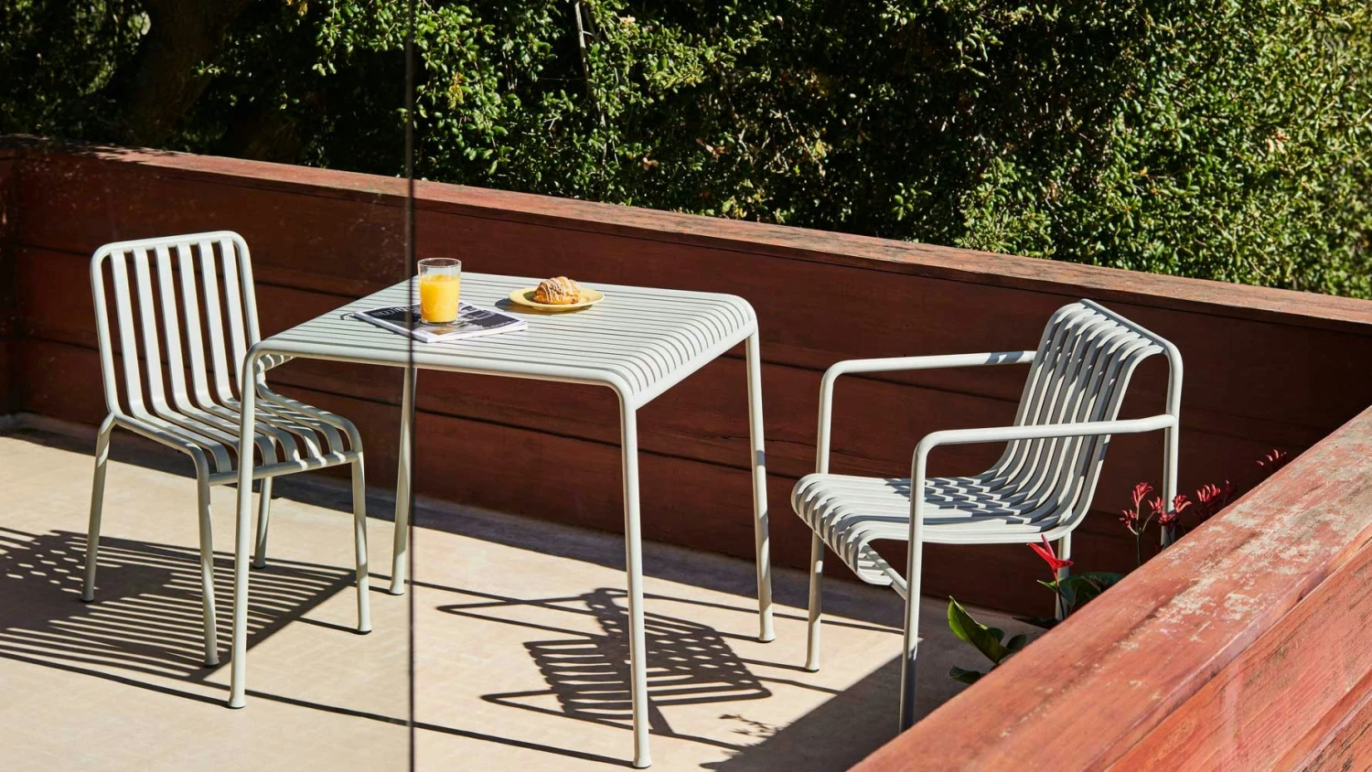 Hay Palissade Lounge Chair Low, Sky Grey 2 Hay Palissade Lounge Chair Low, Sky Grey - Image 2