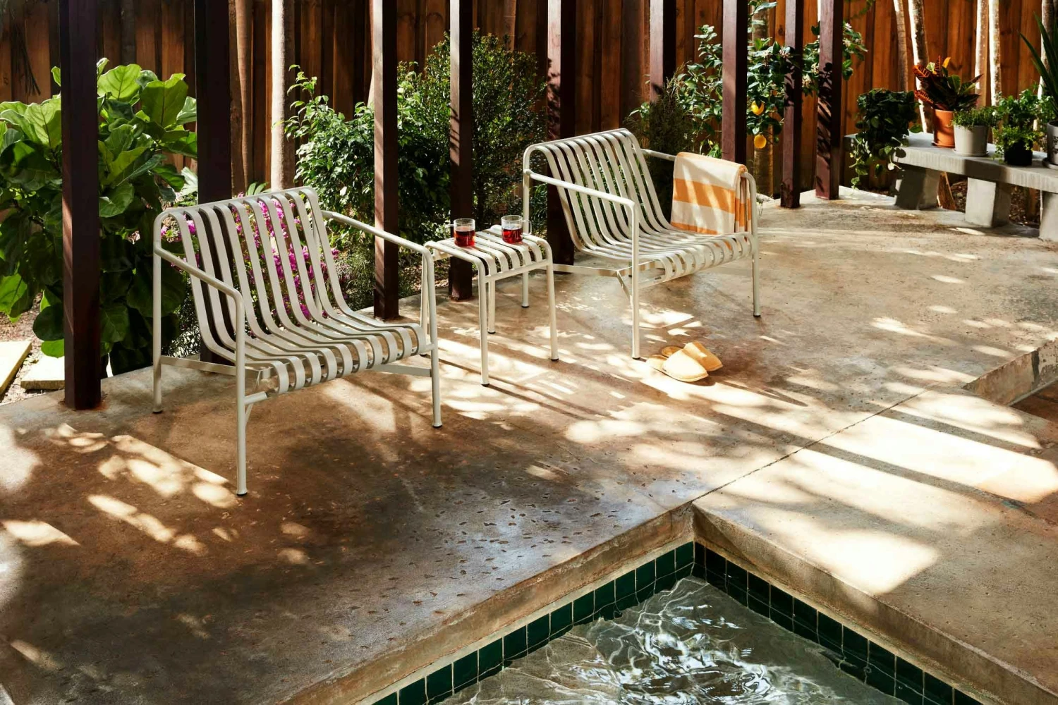 Hay Palissade Lounge Chair Low, Sky Grey 4 Hay Palissade Lounge Chair Low, Sky Grey - Image 4