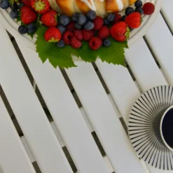 Sandhamn Table Ø100 Cm, White -Outlet A Serene Garden Store hillerstorp sandhamn bord 100 cm fallbart stal vit 5